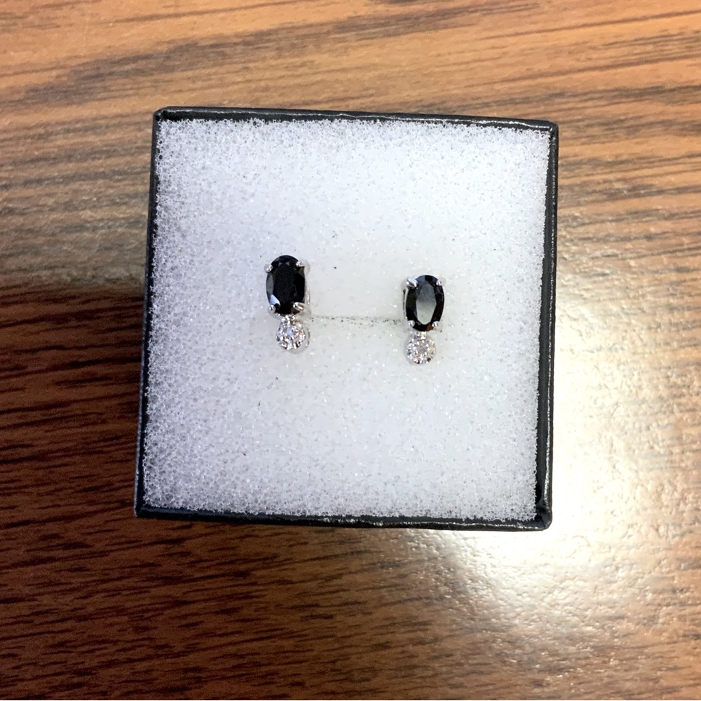 Sapphire and diamond earings